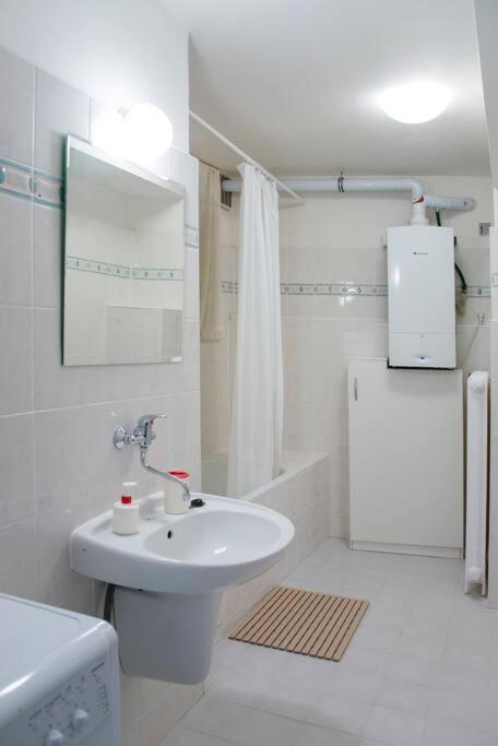 Dlouha Apartment 2Bd ปราก ภายนอก รูปภาพ