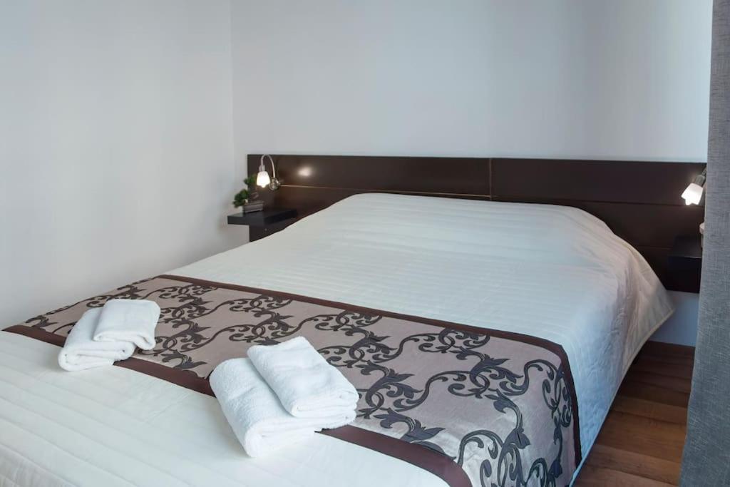 Dlouha Apartment 2Bd ปราก ภายนอก รูปภาพ